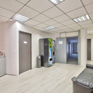 Bureau privé 18 m² 1 poste Location bureau Rue Gallieni Asnières-sur-Seine 92600 - photo 4